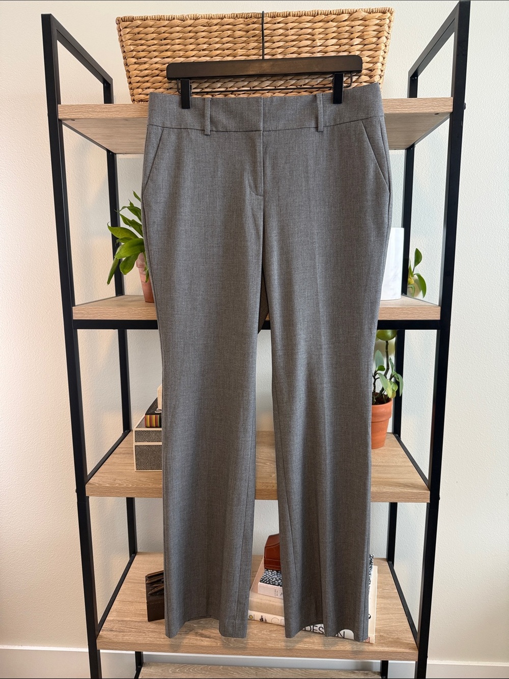 Ann Taylor Mid-Rise Gray Straight Leg Woven Career Dress Pant Trouser, 8